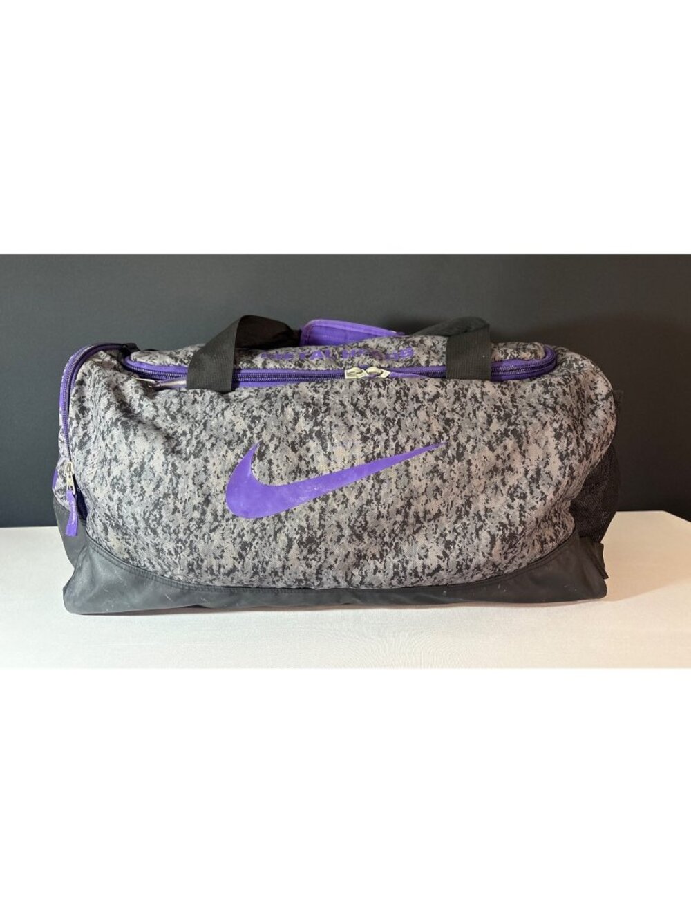 Nike Camo Purple Duffel Bag Sports METAL HEADS NOAH Design Gym Bag Workout Bag